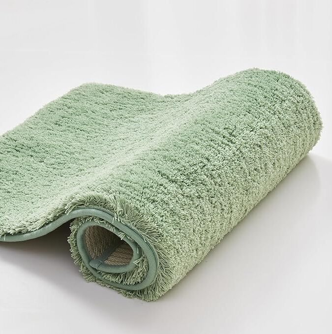 CozeCube Upgraded Shaggy Bath mat for Bathroom Non Slip 16" X 24"